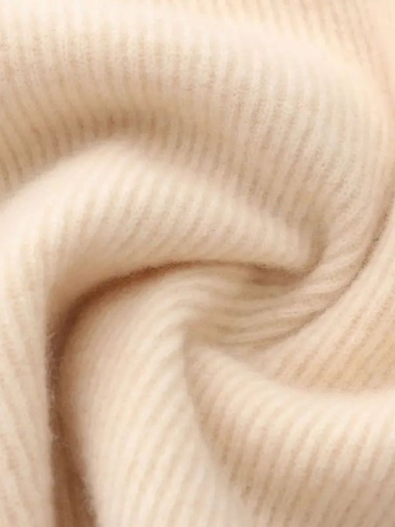 Men’s Cashmere Sweater – Soft Luxury Knit