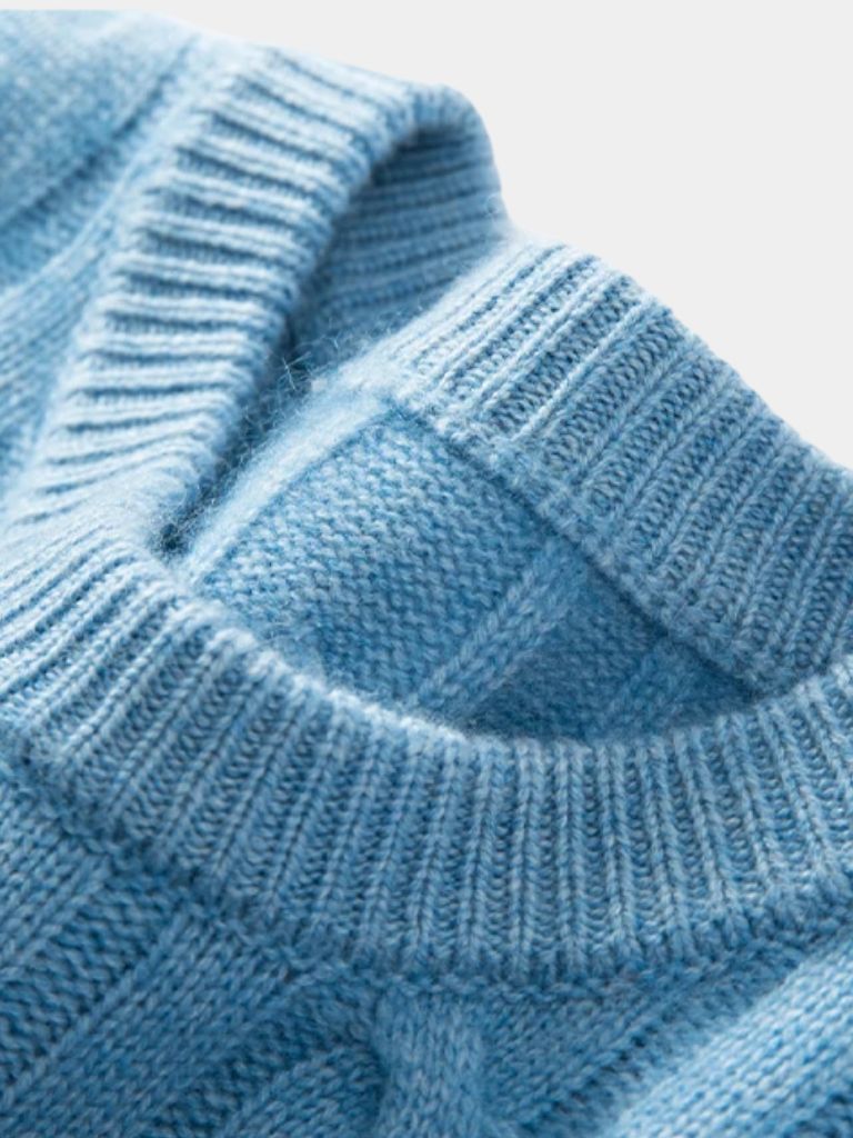 Men’s Cashmere Sweater – Essential Soft Luxury Knit