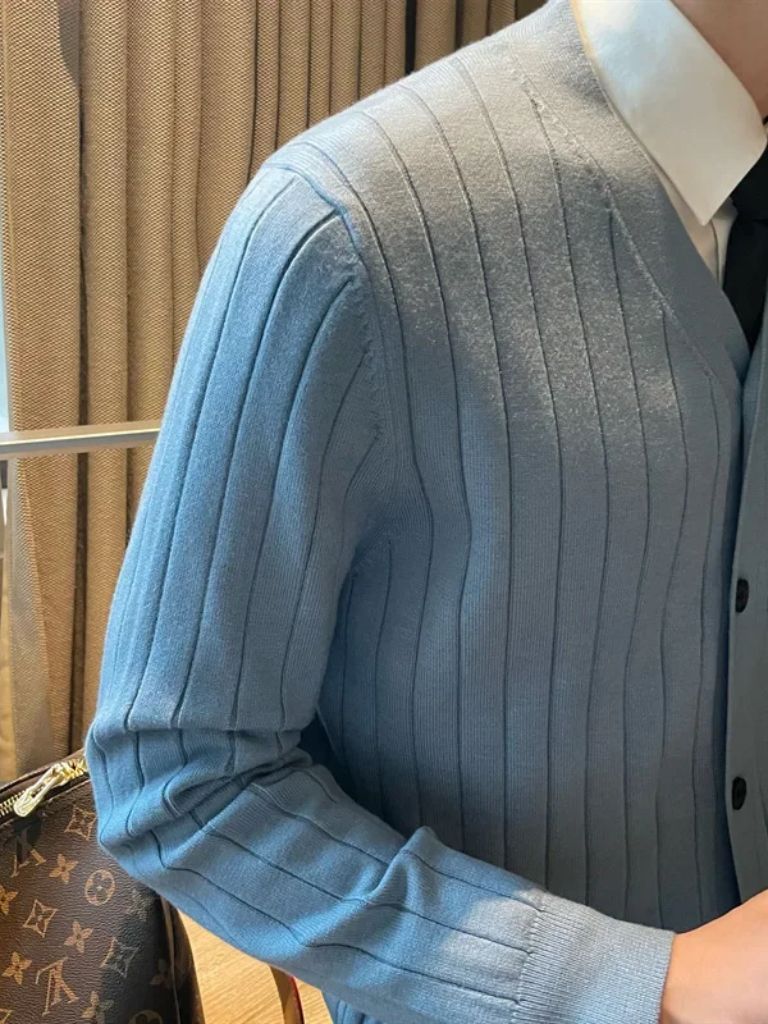 Men’s Cardigan Sweater – Casual Everyday Knitwear
