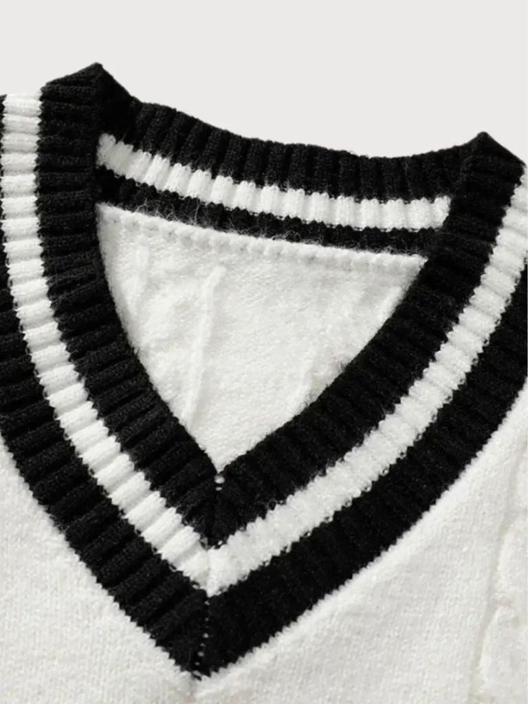 Men’s Knit Sweater – Minimalist Neck Casual Everyday Knitwear