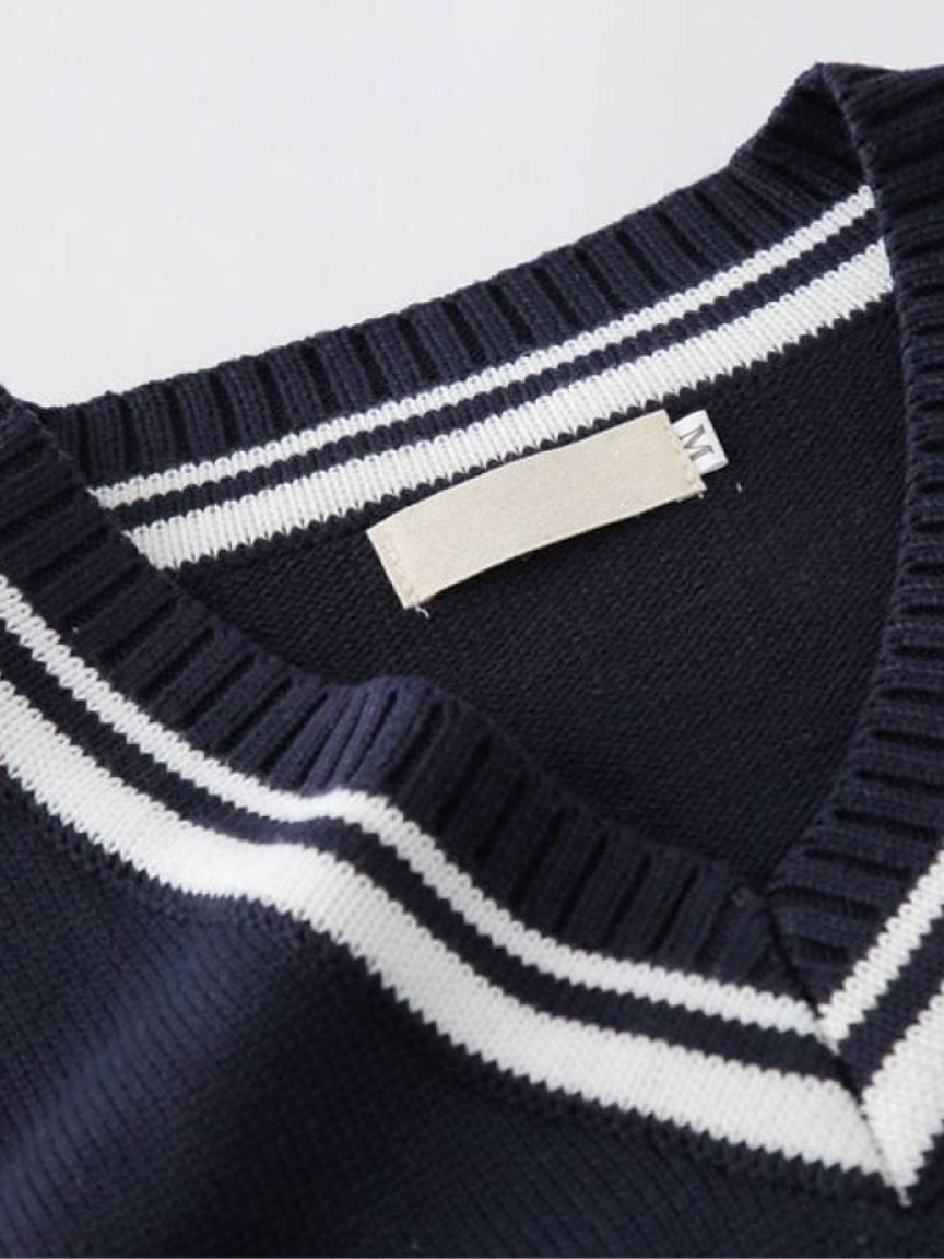 Men’s Knit Sweater – Old Money Essential Casual Everyday Knitwear
